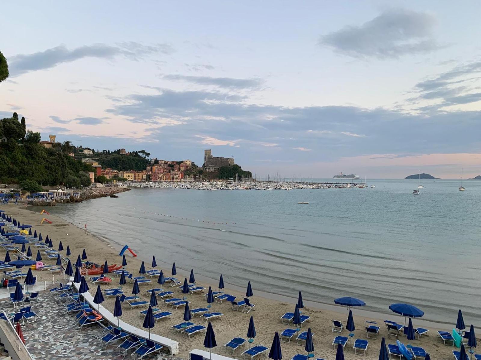 Altro Cuore Di Lerici, Central & Charming Exterior photo